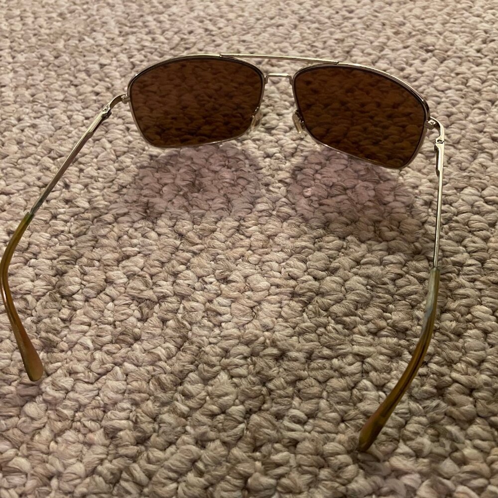 Suncloud Men's Gold Aviator Sunglasses with Hard Case One Size (Like New) - Picture 3 of 5
